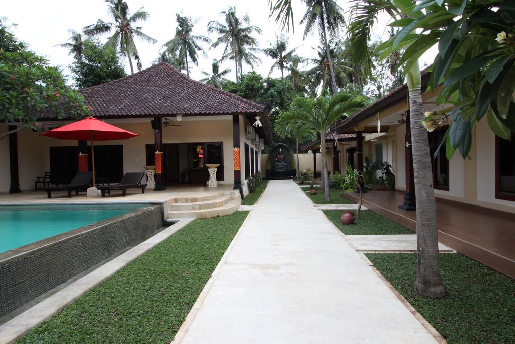 Hotel Melamun Lovina Beach Extérieur photo