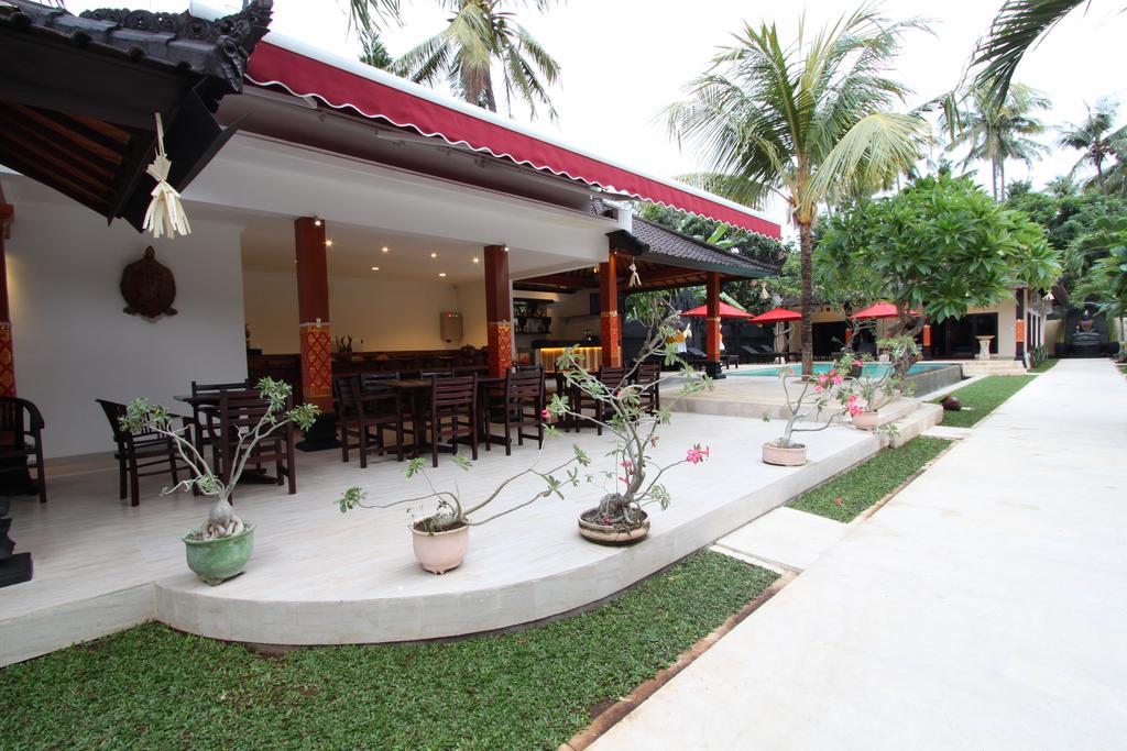 Hotel Melamun Lovina Beach Extérieur photo