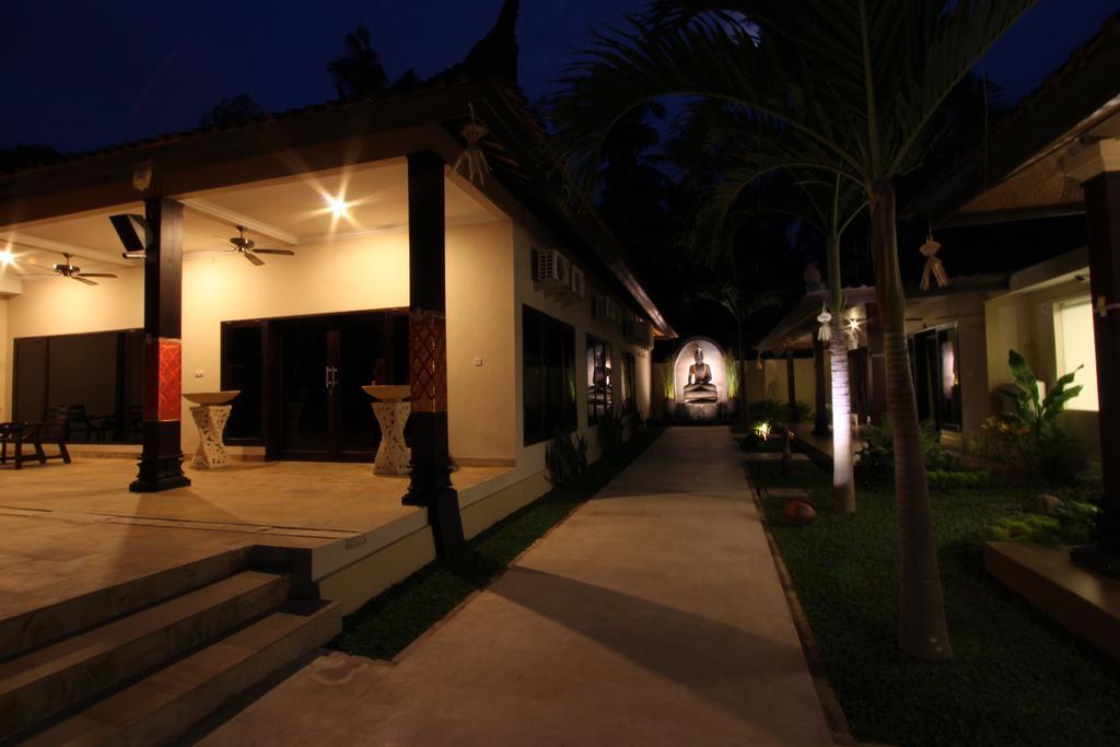 Hotel Melamun Lovina Beach Extérieur photo
