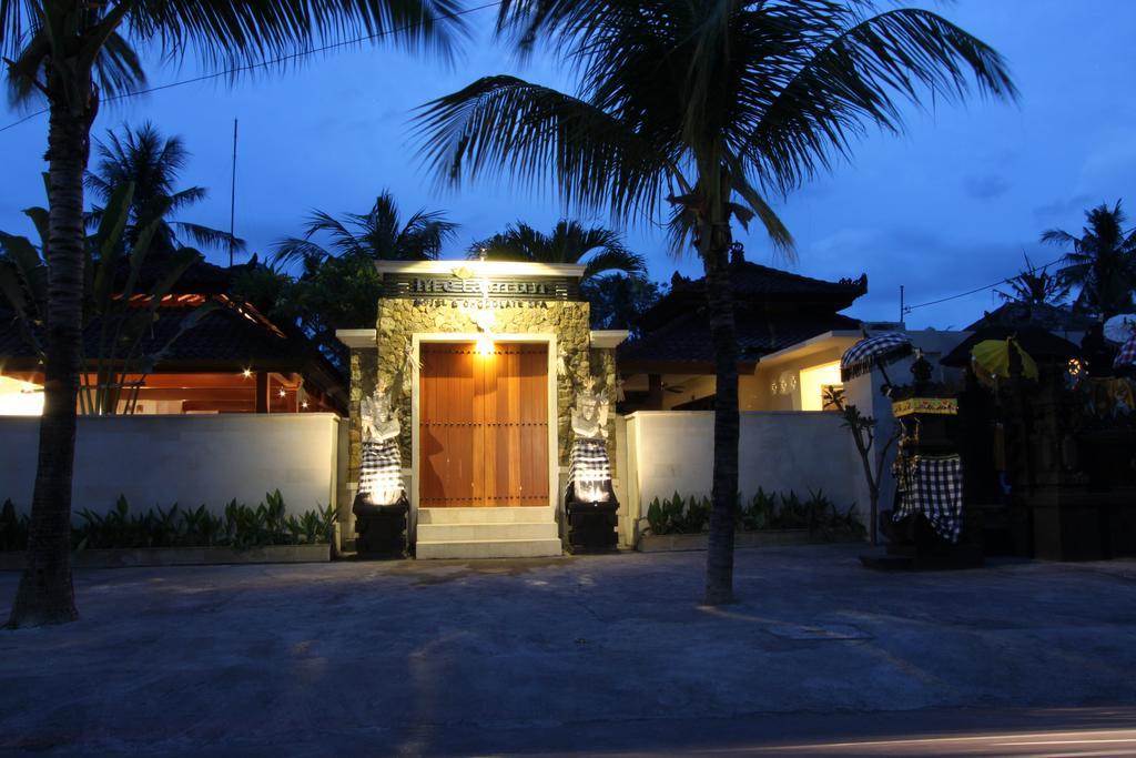 Hotel Melamun Lovina Beach Extérieur photo